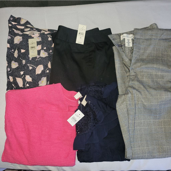 LOFT Tops - Women's LOFT & L.O.G.G. Clothing Bundle - Size XS/S/6 - Black/Pink/Gray